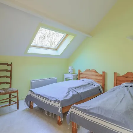 3 Bedroom Beautiful In 別荘 *